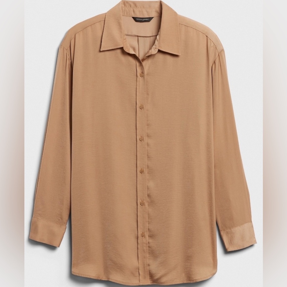 Banana Republic Factory Women’s Sillky Classic Button Down Shirt, Size S